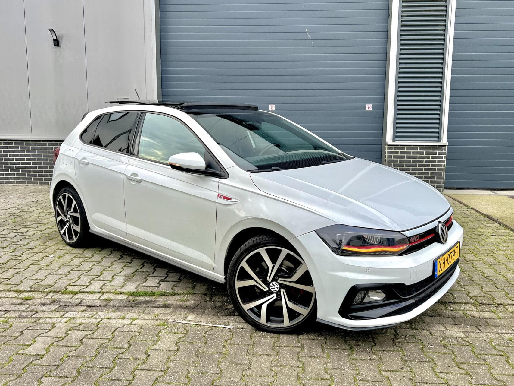 Volkswagen Polo 2.0 TSI GTI PANO ACC NAP CARPLAY VIRTUAL COCKPIT